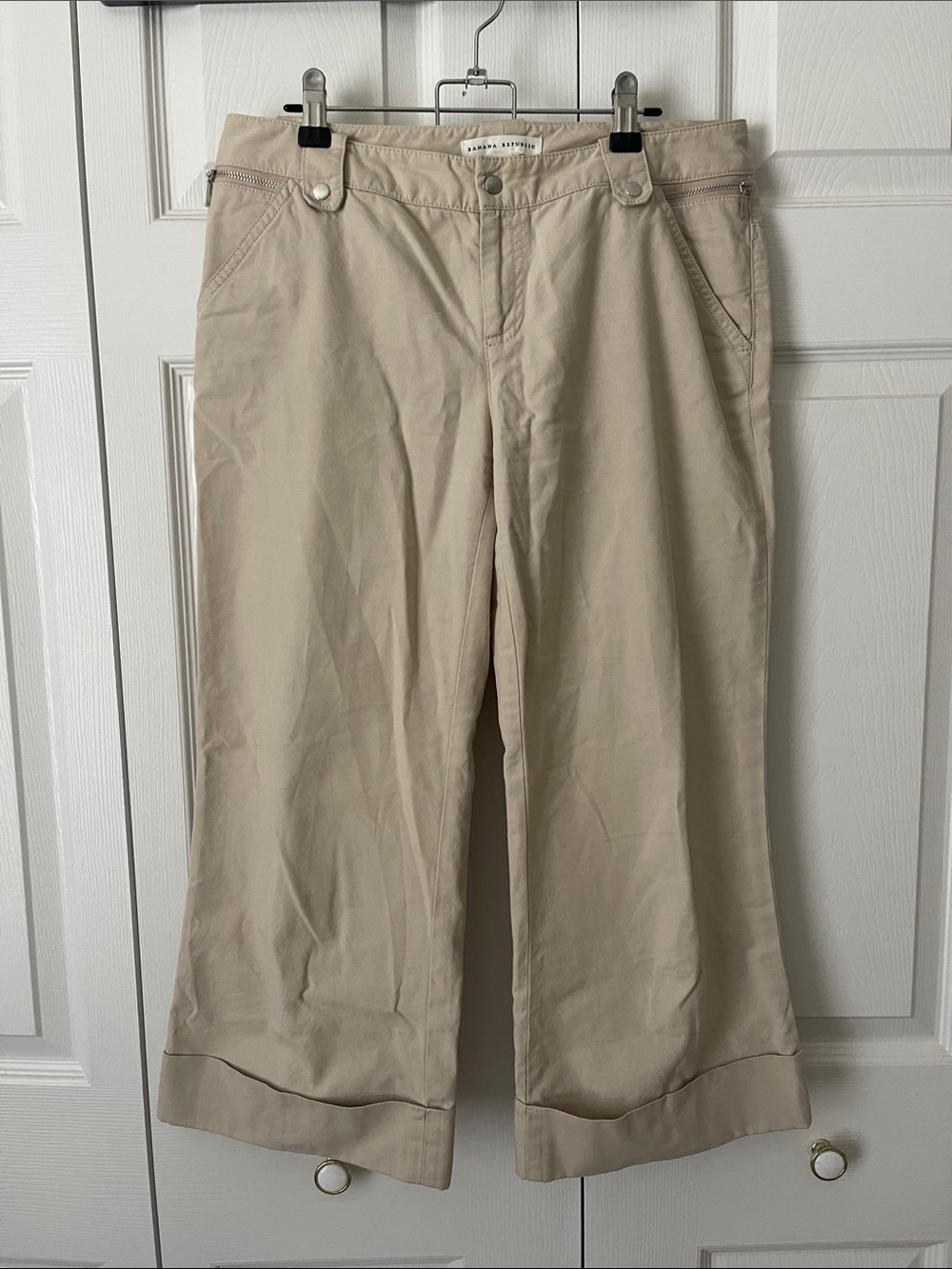 Banana Republic Capri Pants